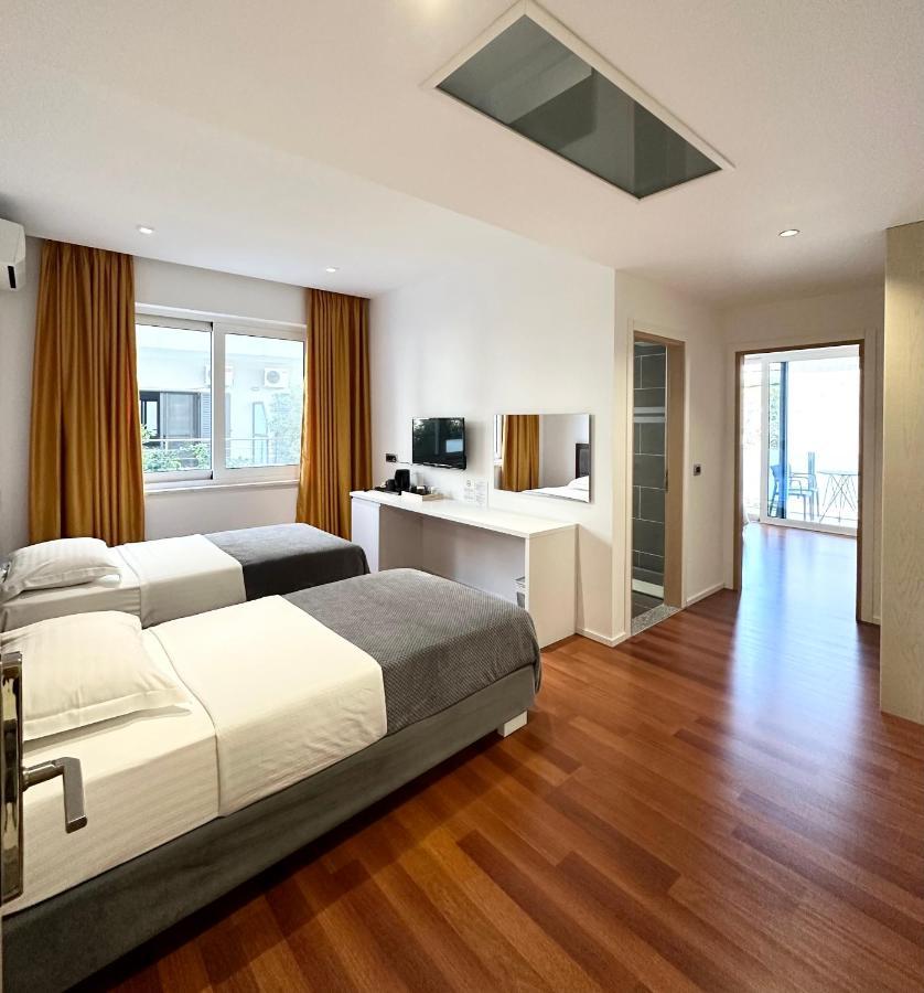 3B Suites Boutique Hotel Saranda Extérieur photo