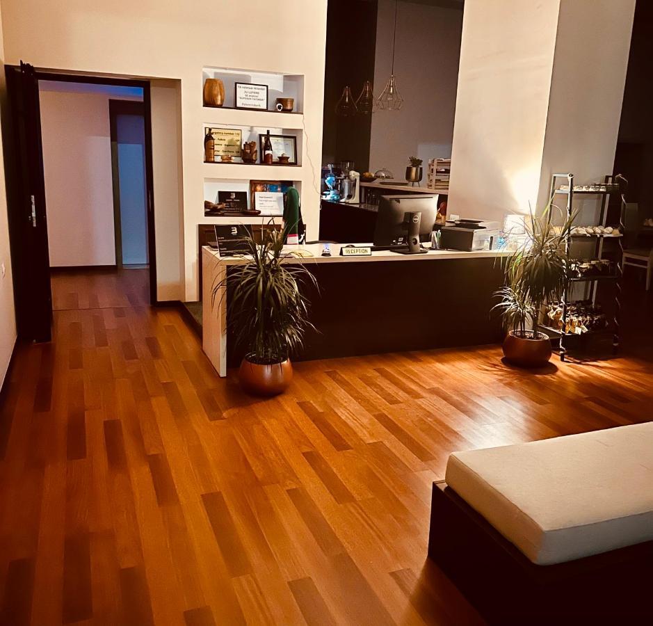 3B Suites Boutique Hotel Saranda Extérieur photo