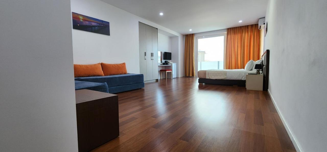 3B Suites Boutique Hotel Saranda Extérieur photo