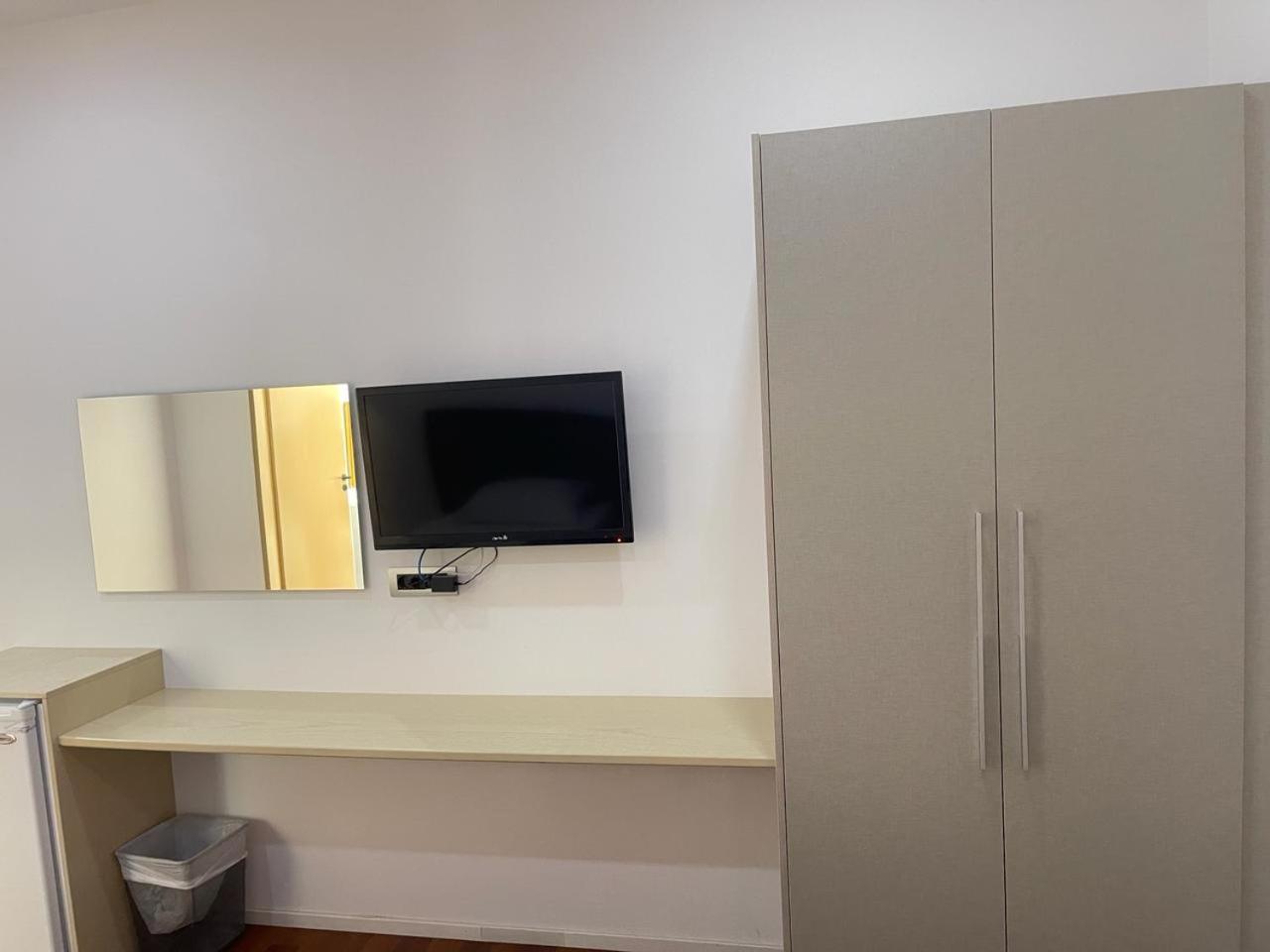 3B Suites Boutique Hotel Saranda Extérieur photo