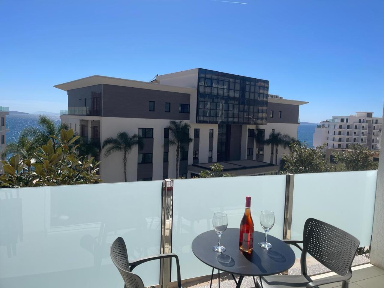 3B Suites Boutique Hotel Saranda Extérieur photo