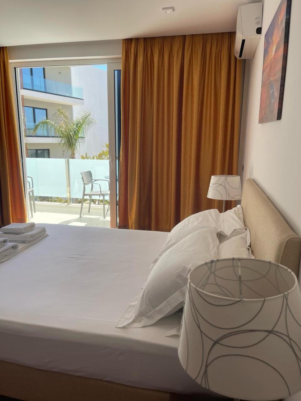 3B Suites Boutique Hotel Saranda Extérieur photo